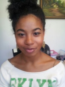 Kyra Hackett Blinging Beauty Intern -- Team Teen Bling